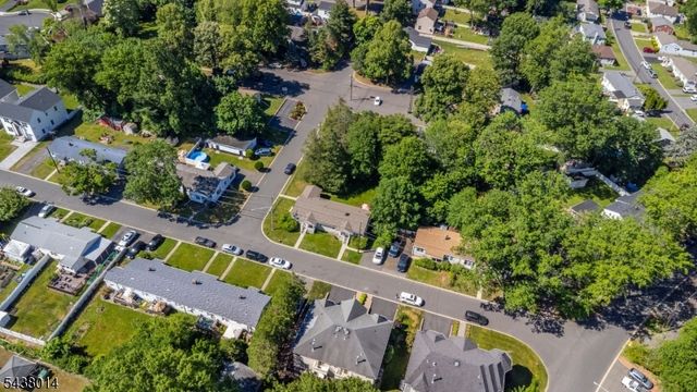 67 Stuyvesant Court, Clifton City, NJ 07013