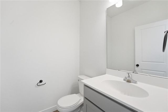 20518 Newcastle Street, Spring Hill, KS 66083