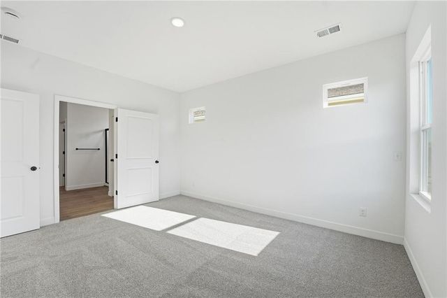 20518 Newcastle Street, Spring Hill, KS 66083