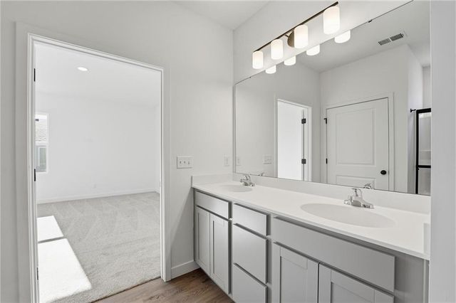 20518 Newcastle Street, Spring Hill, KS 66083