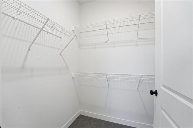 20518 Newcastle Street, Spring Hill, KS 66083