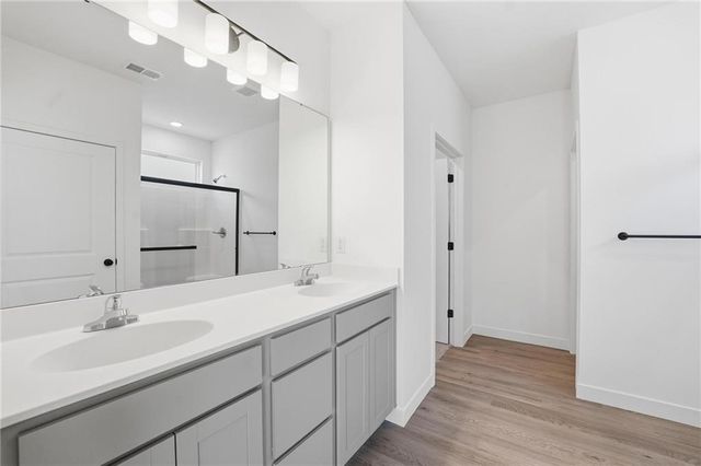 20518 Newcastle Street, Spring Hill, KS 66083