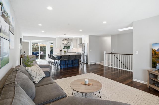 9421 83rd Street S, Cottage Grove, MN 55016