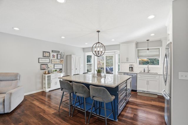 9421 83rd Street S, Cottage Grove, MN 55016