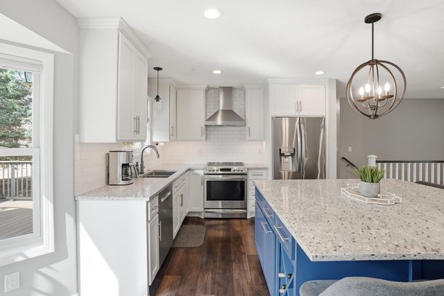 9421 83rd Street S, Cottage Grove, MN 55016