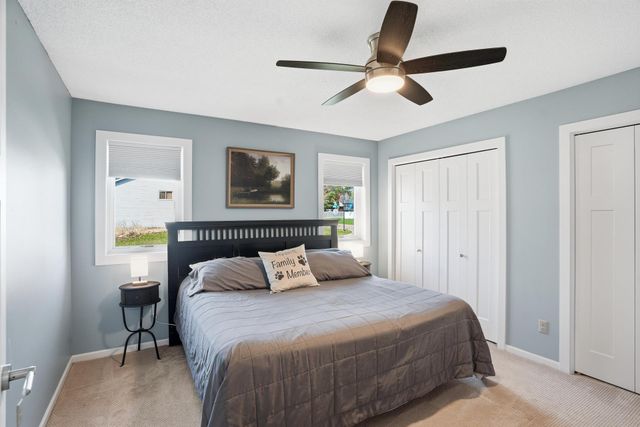 9421 83rd Street S, Cottage Grove, MN 55016