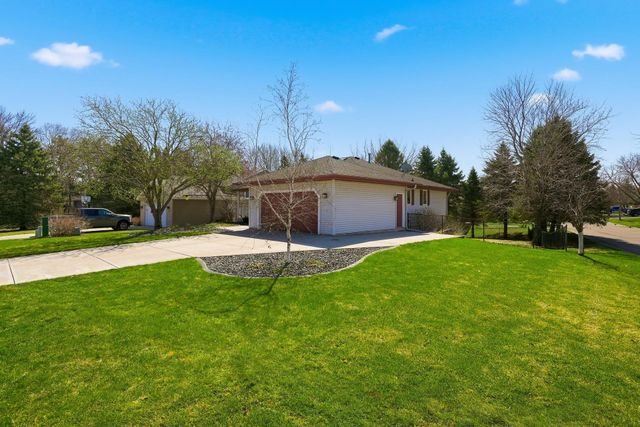 9421 83rd Street S, Cottage Grove, MN 55016