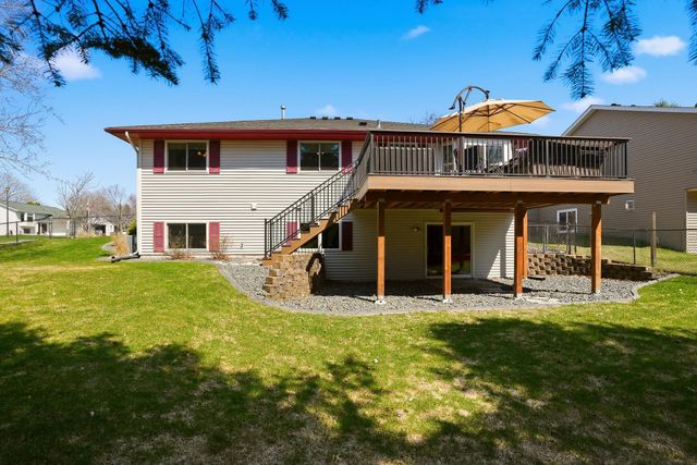 9421 83rd Street S, Cottage Grove, MN 55016