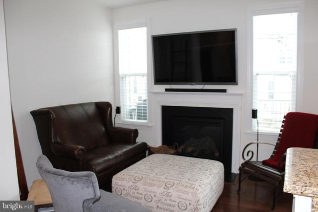 1548 KINNAIRD TER NE, Leesburg, VA 20176