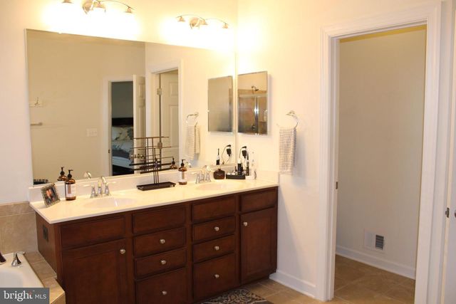 1548 KINNAIRD TER NE, Leesburg, VA 20176