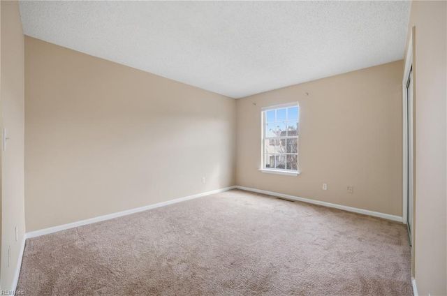 4614 Georgetown PL, Virginia Beach, VA 23455