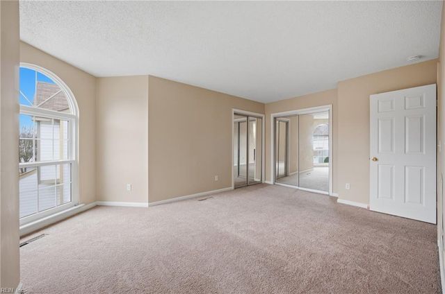 4614 Georgetown PL, Virginia Beach, VA 23455