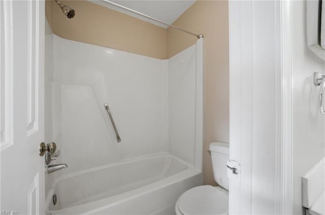 4614 Georgetown PL, Virginia Beach, VA 23455