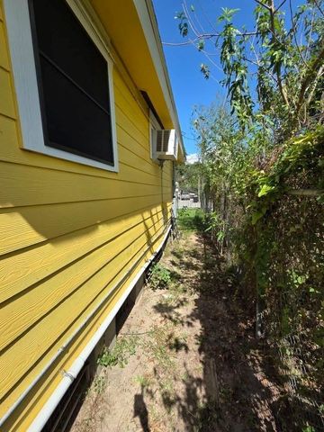 5418 Parker Road, Houston, TX 77016