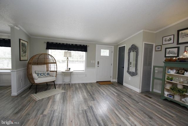 2545 HUNTING QUARTER RD, Houston, DE 19954