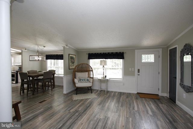 2545 HUNTING QUARTER RD, Houston, DE 19954