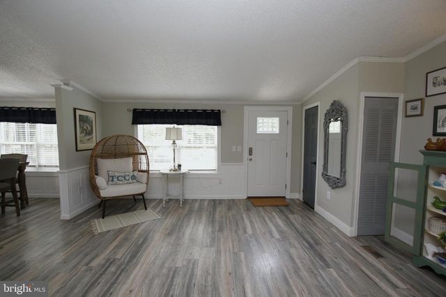 2545 HUNTING QUARTER RD, Houston, DE 19954