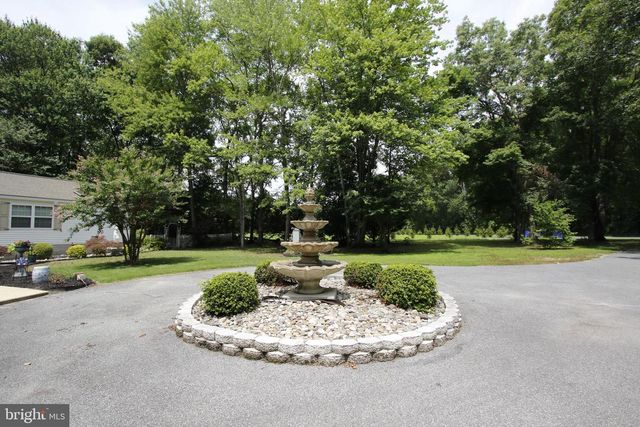 2545 HUNTING QUARTER RD, Houston, DE 19954