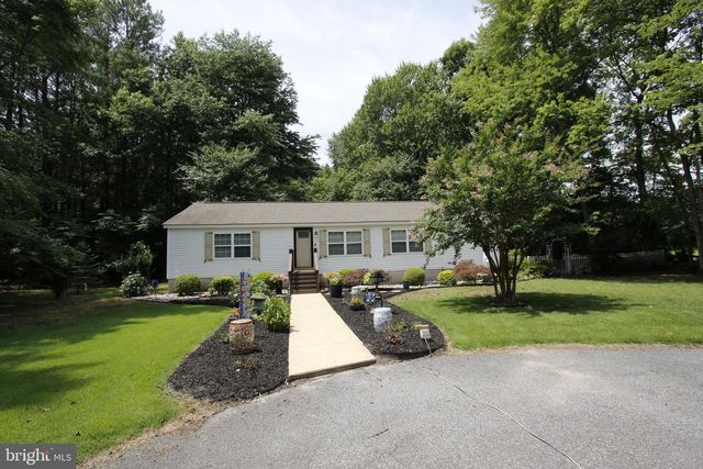 2545 HUNTING QUARTER RD, Houston, DE 19954