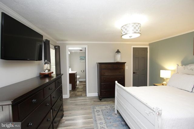 2545 HUNTING QUARTER RD, Houston, DE 19954
