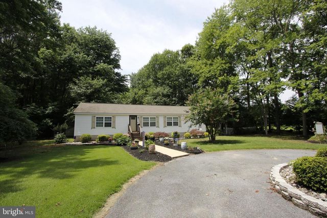 2545 HUNTING QUARTER RD, Houston, DE 19954
