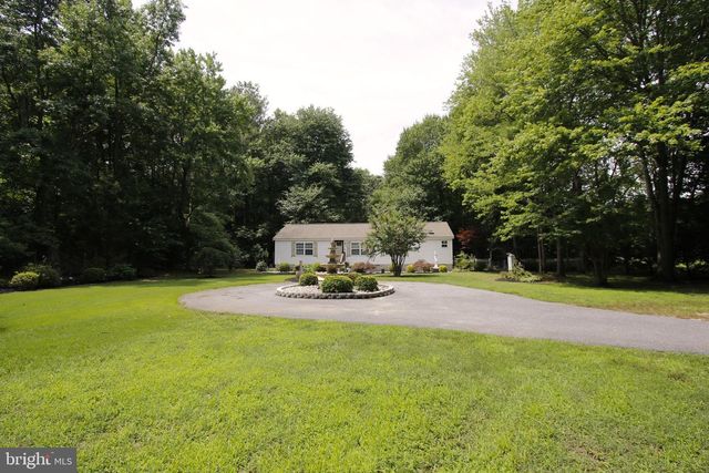 2545 HUNTING QUARTER RD, Houston, DE 19954