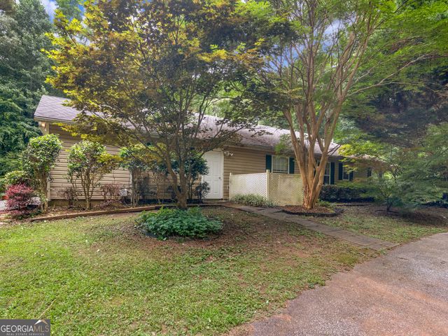 1331 Christian Circle SE, Conyers, GA 30013