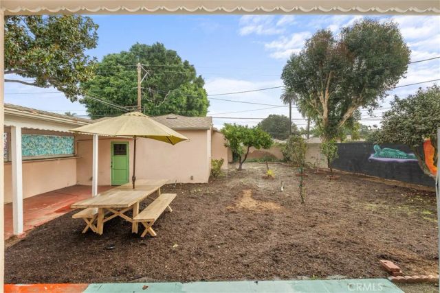 2692 San Francisco Avenue, Long Beach, CA 90806