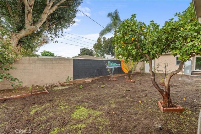 2692 San Francisco Avenue, Long Beach, CA 90806