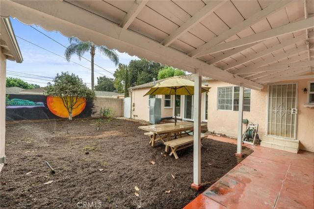 2692 San Francisco Avenue, Long Beach, CA 90806