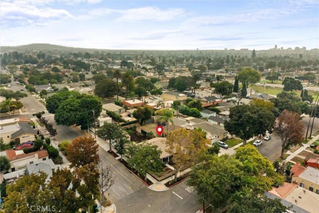 2692 San Francisco Avenue, Long Beach, CA 90806