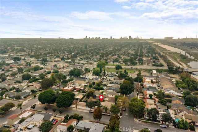 2692 San Francisco Avenue, Long Beach, CA 90806