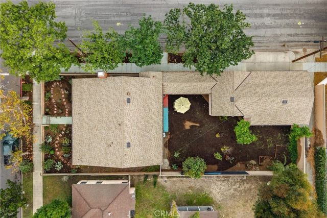 2692 San Francisco Avenue, Long Beach, CA 90806