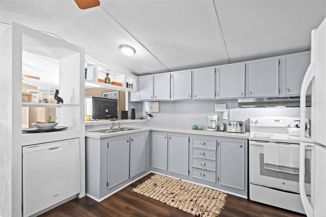 1017 Foxfire Dr., North Myrtle Beach, SC 29582