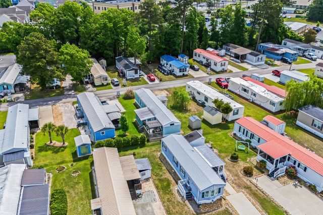 1017 Foxfire Dr., North Myrtle Beach, SC 29582