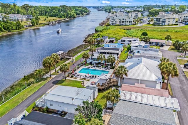 1017 Foxfire Dr., North Myrtle Beach, SC 29582