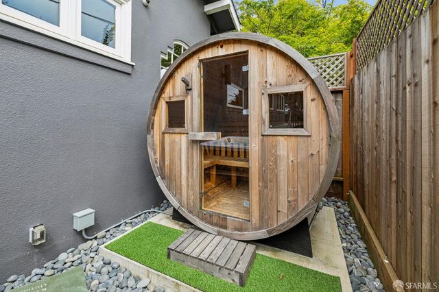 225 Ashton Avenue, San Francisco, CA 94112