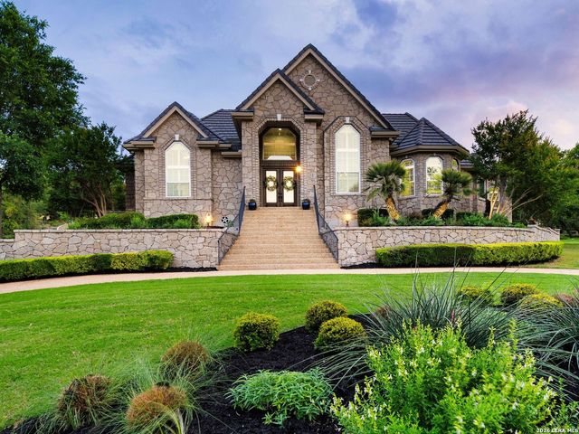 5 Westminster Ct, San Antonio, TX 78257