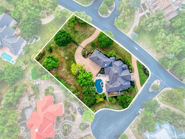 5 Westminster Ct, San Antonio, TX 78257