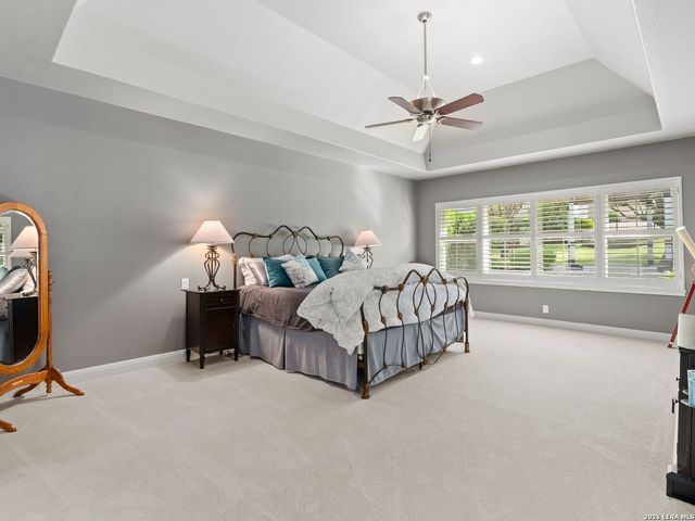 5 Westminster Ct, San Antonio, TX 78257