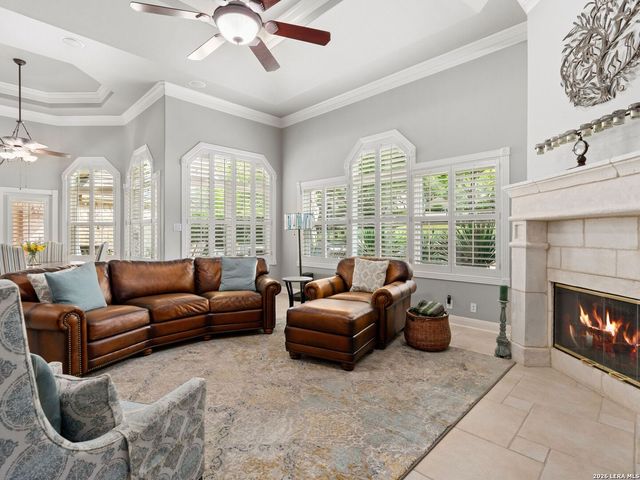 5 Westminster Ct, San Antonio, TX 78257