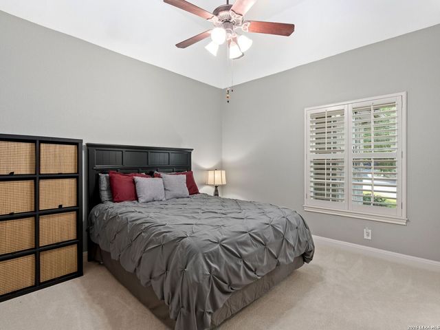 5 Westminster Ct, San Antonio, TX 78257