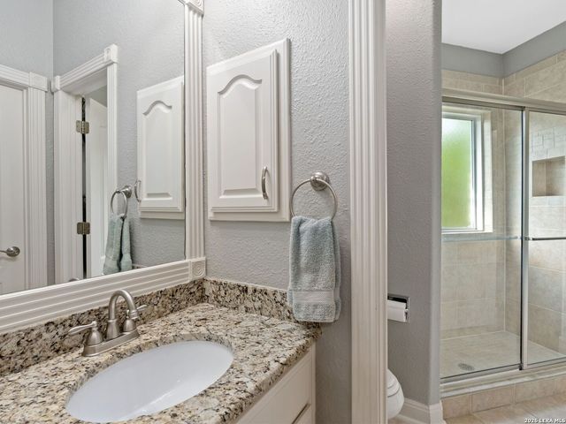 5 Westminster Ct, San Antonio, TX 78257