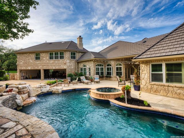 5 Westminster Ct, San Antonio, TX 78257