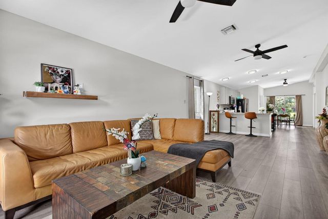 700 NW 17th Terrace, Pompano Beach, FL 33069