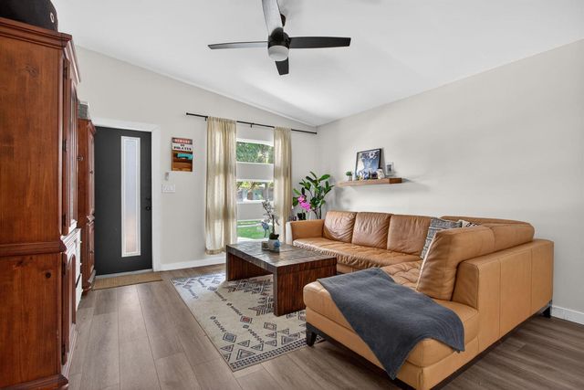 700 NW 17th Terrace, Pompano Beach, FL 33069