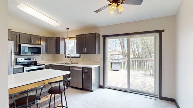 101 9th Avenue NE, Dodge Center, MN 55927