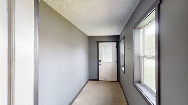 101 9th Avenue NE, Dodge Center, MN 55927