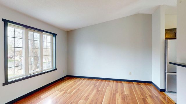 101 9th Avenue NE, Dodge Center, MN 55927