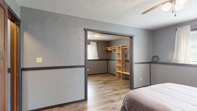 101 9th Avenue NE, Dodge Center, MN 55927